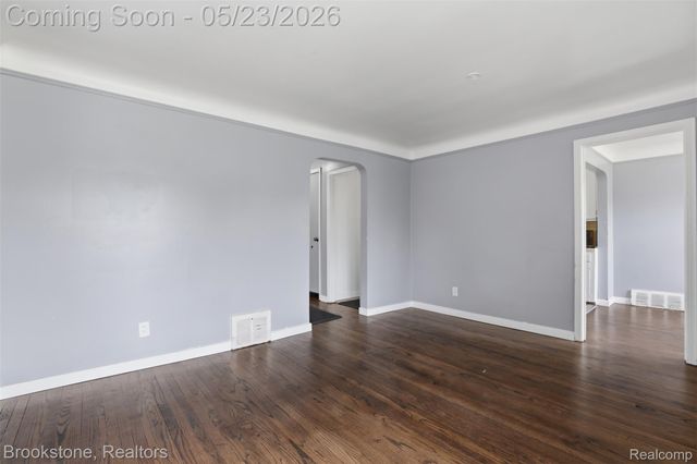 19759 Strathmoor Street, Detroit, MI 48235