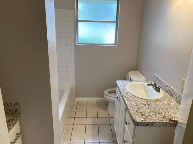 1213 Mary Drive, Hurst, TX 76053