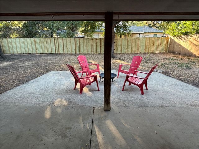 1213 Mary Drive, Hurst, TX 76053