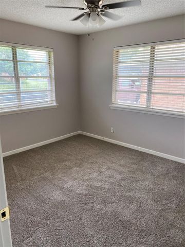 1213 Mary Drive, Hurst, TX 76053