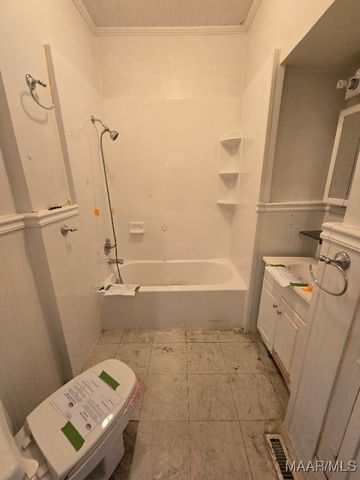 1212 Washington Street, Alexander City, AL 35010