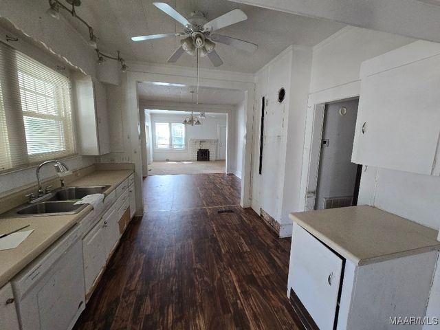 1212 Washington Street, Alexander City, AL 35010