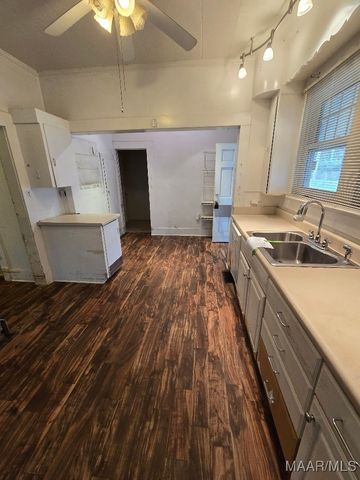 1212 Washington Street, Alexander City, AL 35010