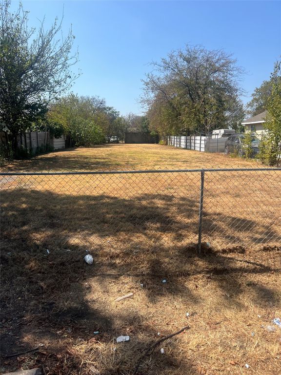 715 N Tillery Avenue, Dallas, TX 75211 — photo 2