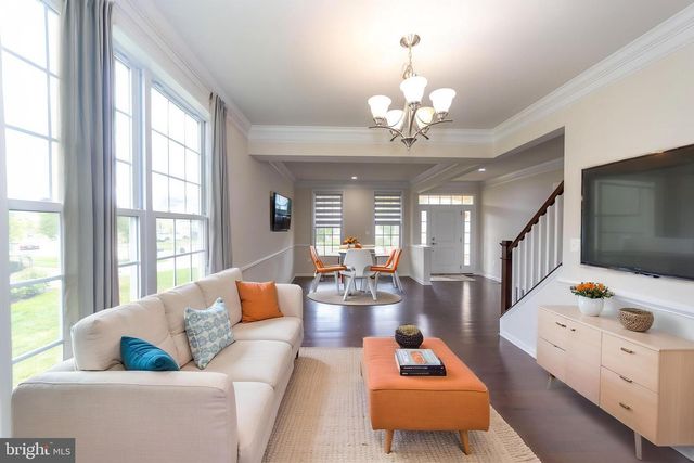 24446 CAROLINA ROSE CIR, Aldie, VA 20105