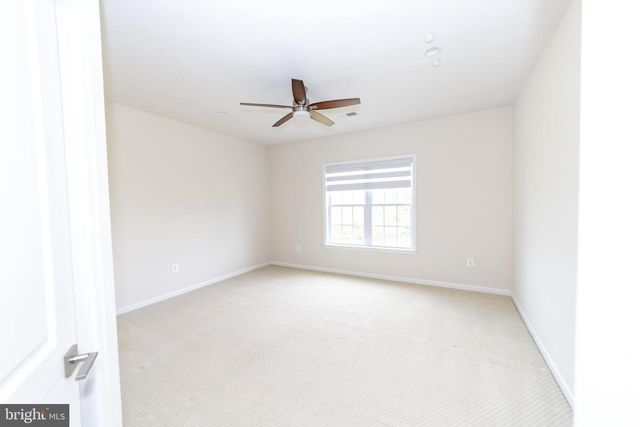 24446 CAROLINA ROSE CIR, Aldie, VA 20105