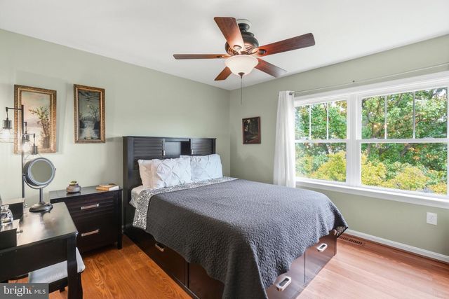 3934 9TH RD S, Arlington, VA 22204