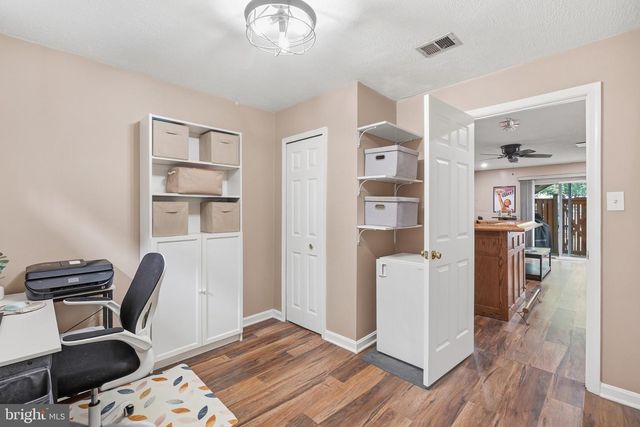 3934 9TH RD S, Arlington, VA 22204