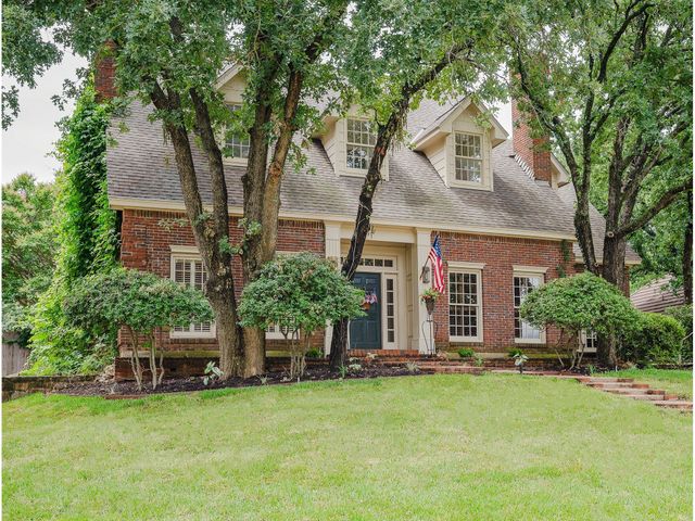5906 Tiffany Court, Arlington, TX 76016