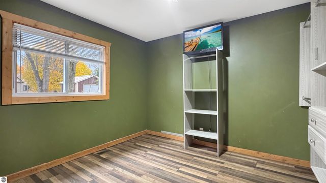 825 Walnut Street, Cadillac, MI 49601