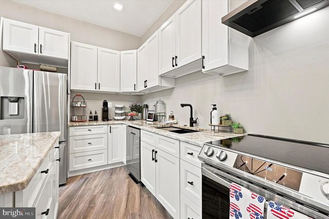 3509 W CLEARFIELD ST, Philadelphia, PA 19132