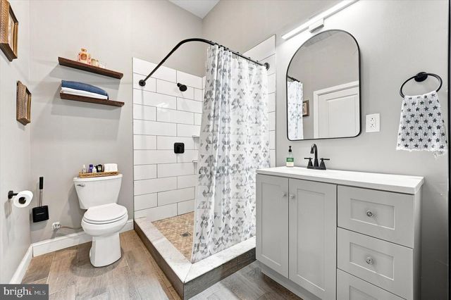 3509 W CLEARFIELD ST, Philadelphia, PA 19132