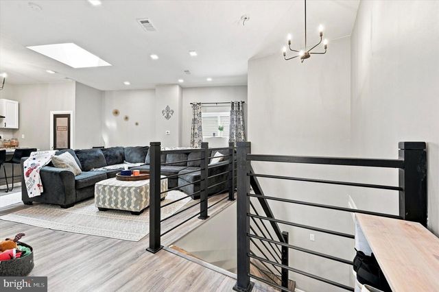 3509 W CLEARFIELD ST, Philadelphia, PA 19132