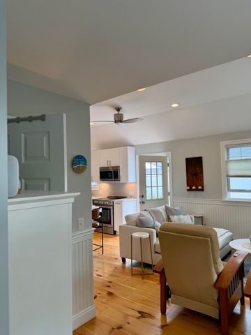 6 Pleasant Avenue, Harwich Port, MA 02646