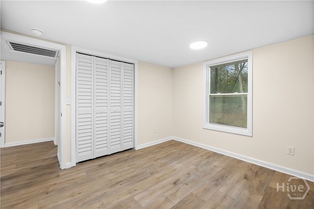 502 E Cregor Street, Bloomingdale, GA 31302