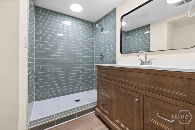 502 E Cregor Street, Bloomingdale, GA 31302