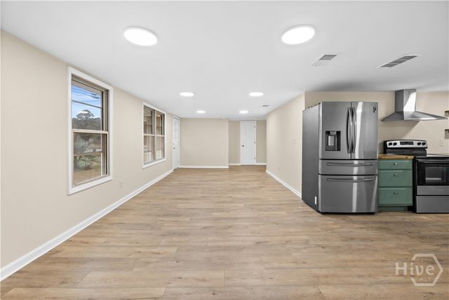 502 E Cregor Street, Bloomingdale, GA 31302