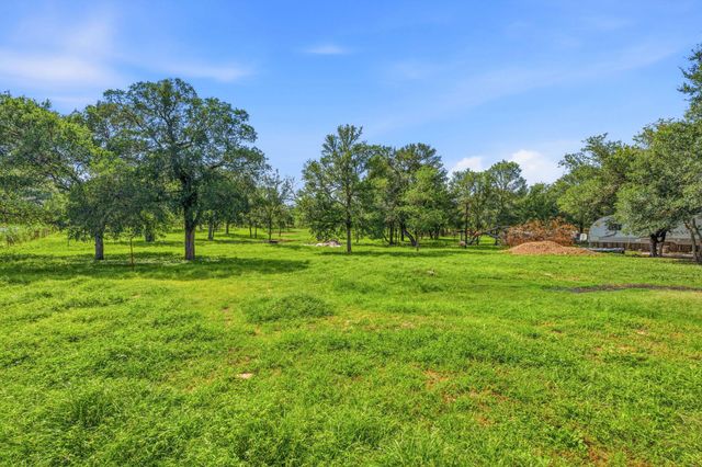 148 Maegan LN, Cedar Creek, TX 78612