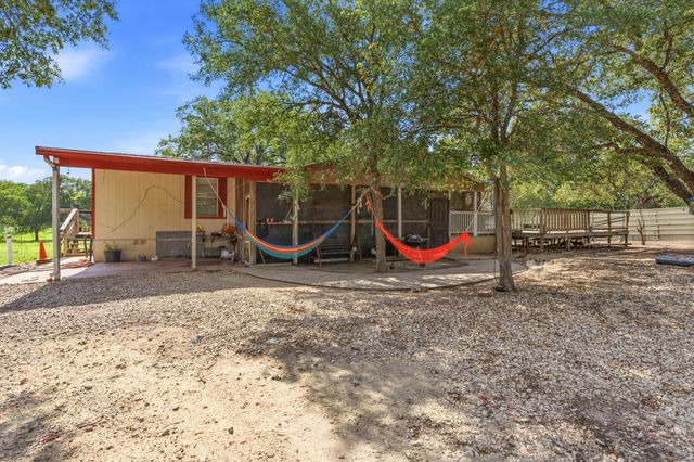 148 Maegan LN, Cedar Creek, TX 78612