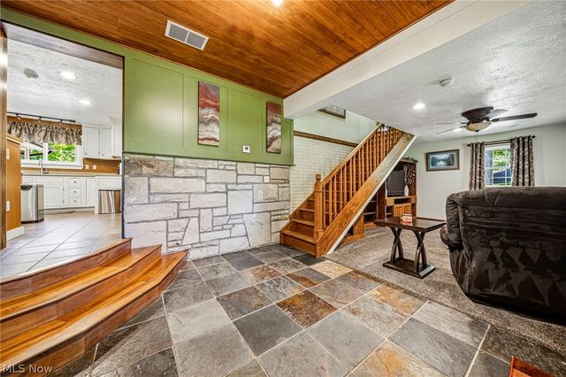 8360 Timberlane Drive, Concord Twp, OH 44077