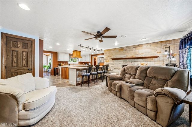 8360 Timberlane Drive, Concord Twp, OH 44077