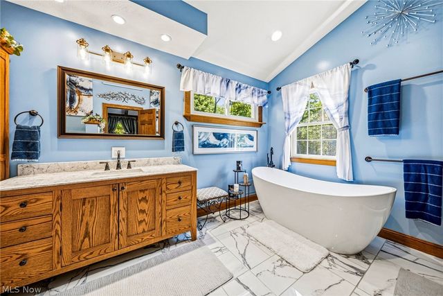 8360 Timberlane Drive, Concord Twp, OH 44077