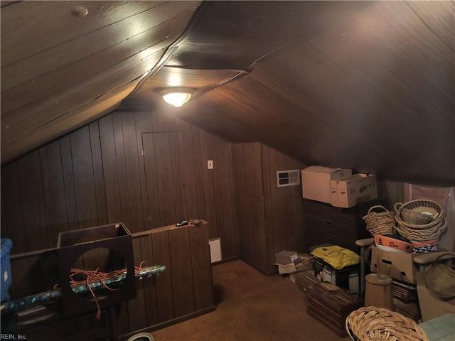 2224 Lloyd DR, Chesapeake, VA 23325