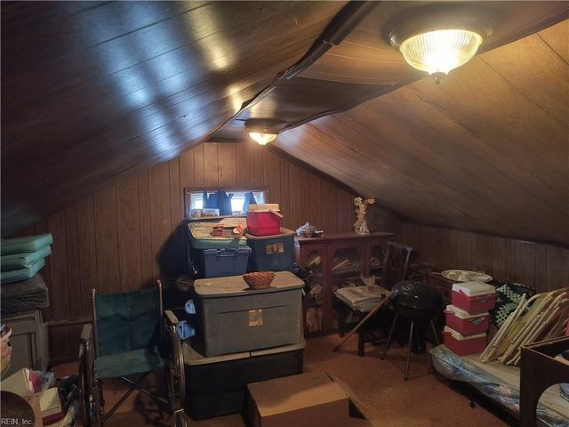 2224 Lloyd DR, Chesapeake, VA 23325