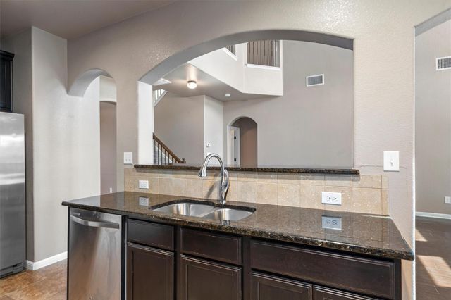 5941 Mantalcino DR, Round Rock, TX 78665