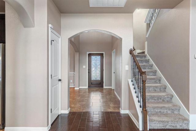 5941 Mantalcino DR, Round Rock, TX 78665