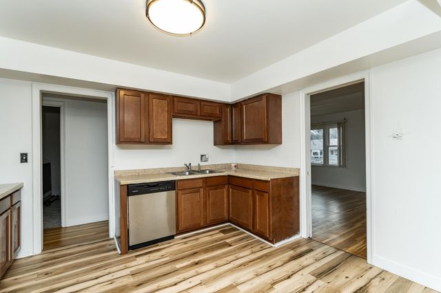 1413 16th Avenue NW, Rochester, MN 55901