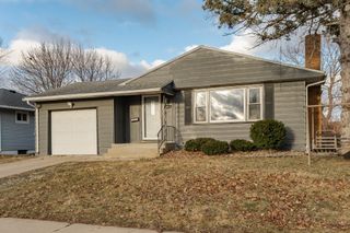 1413 16th Avenue NW, Rochester, MN 55901