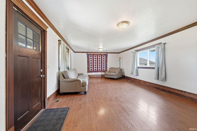 640 County Road 54, Garrett, IN 46738