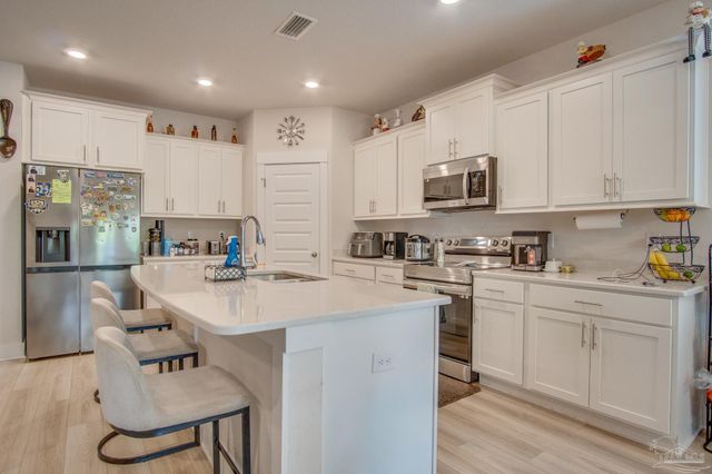 229 Camellia Dr, Pensacola, FL 32533