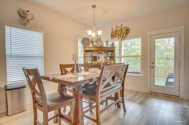 229 Camellia Dr, Pensacola, FL 32533