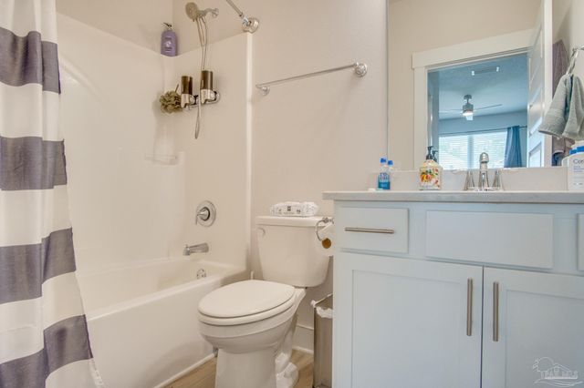 229 Camellia Dr, Pensacola, FL 32533
