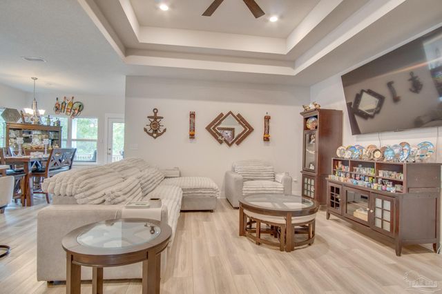 229 Camellia Dr, Pensacola, FL 32533