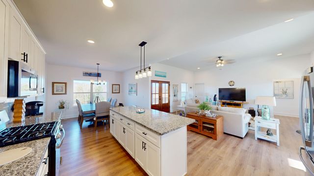 325 Henderson Road, Evensville, TN 37332