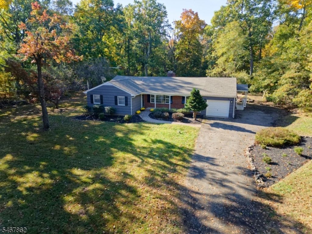 151 Allens Corner Road, Franklin Twp., NJ 08822 — exterior