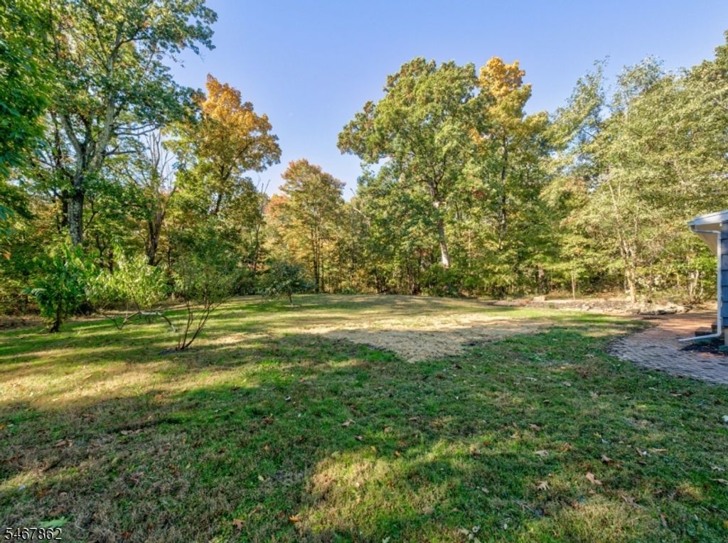 151 Allens Corner Road, Franklin Twp., NJ 08822 — photo 2