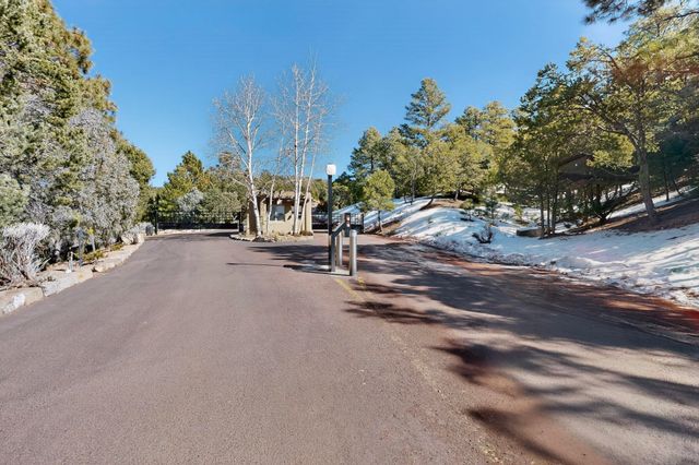 2755 South Point Lot 33, Santa Fe, NM 87501