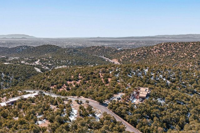 2755 South Point Lot 33, Santa Fe, NM 87501