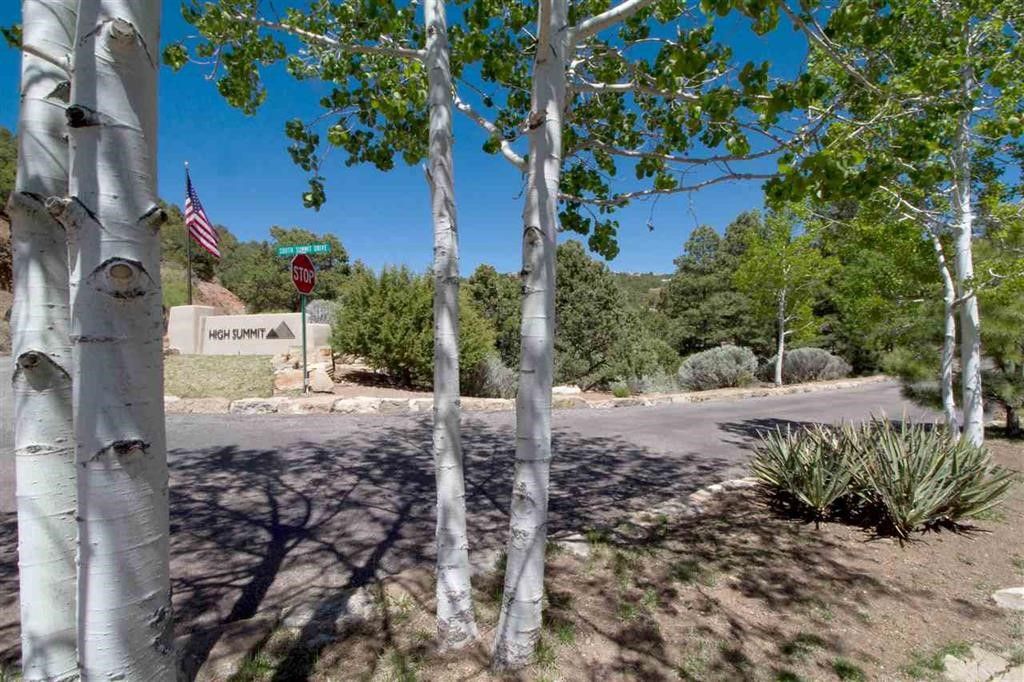 2755 South Point Lot 33, Santa Fe, NM 87501