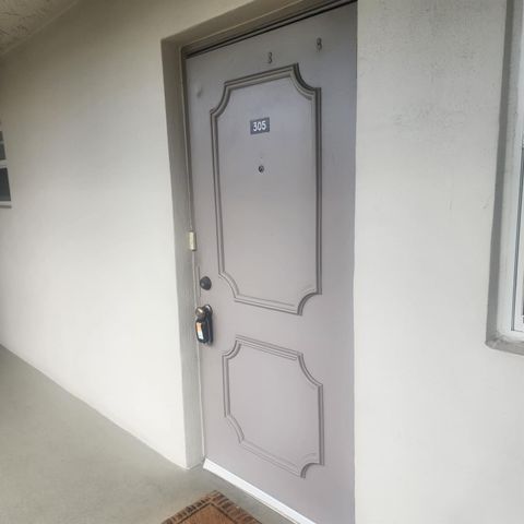 9430 Poinciana Place 305, Davie, FL 33324