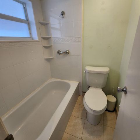 9430 Poinciana Place 305, Davie, FL 33324