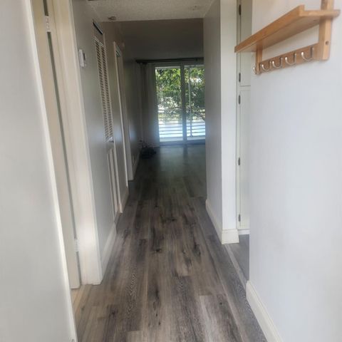 9430 Poinciana Place 305, Davie, FL 33324