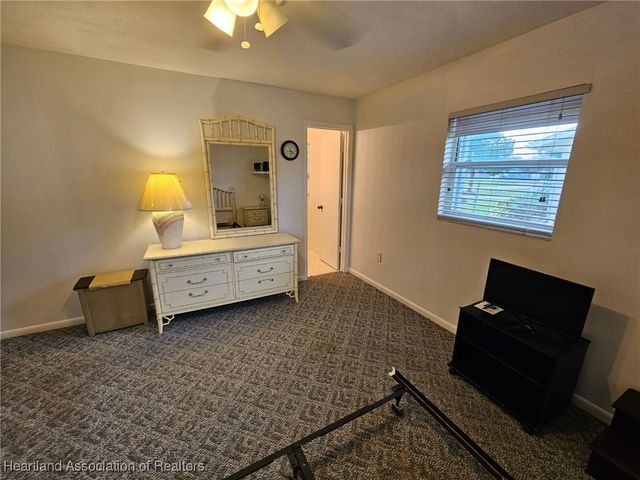 239 NW Grape Road, Lake Placid, FL 33852