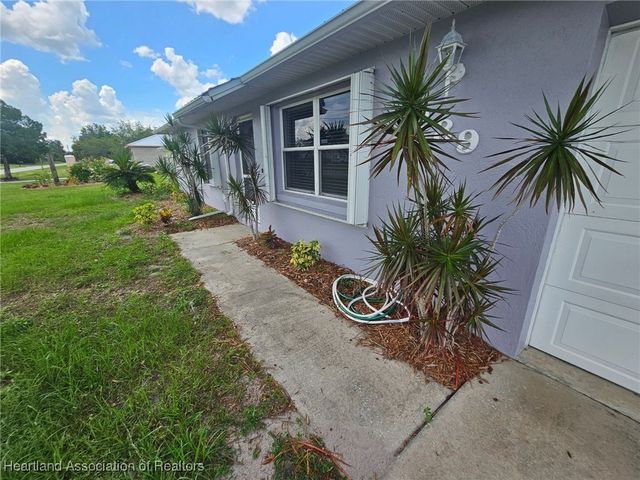 239 NW Grape Road, Lake Placid, FL 33852