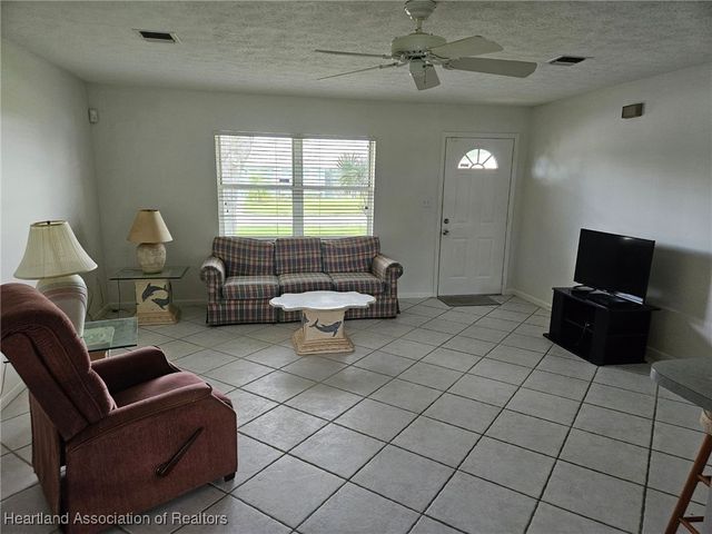 239 NW Grape Road, Lake Placid, FL 33852