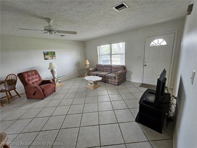 239 NW Grape Road, Lake Placid, FL 33852